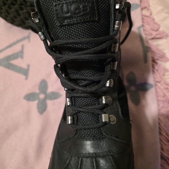 UGG Waterproof BOOTS main image 4